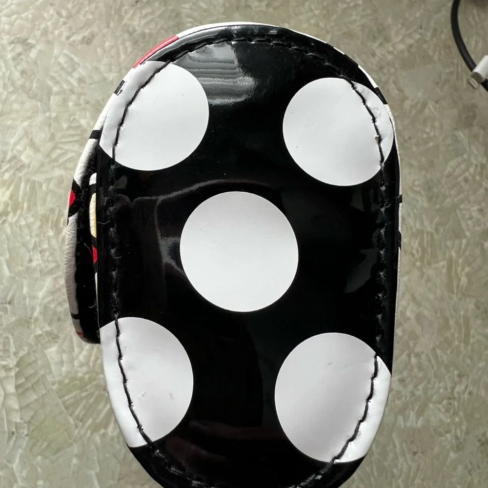 Hello Kitty Sunglasses Case - Picture 4 of 9